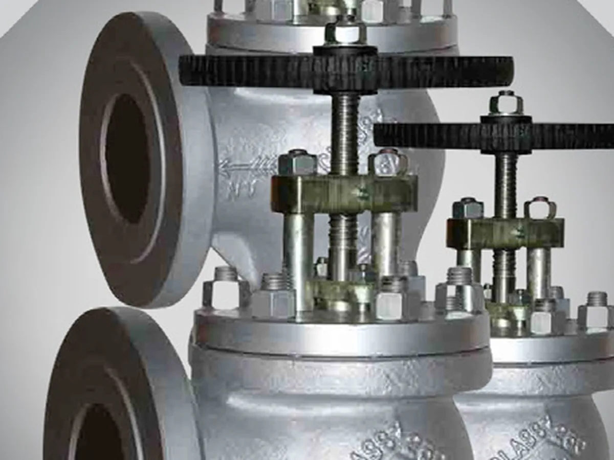 Marine valves and pressure fittings